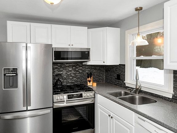 5th image of 337 Westfield Rd