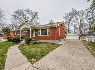 6343 Doe Run Rd, Louisville, KY 40216