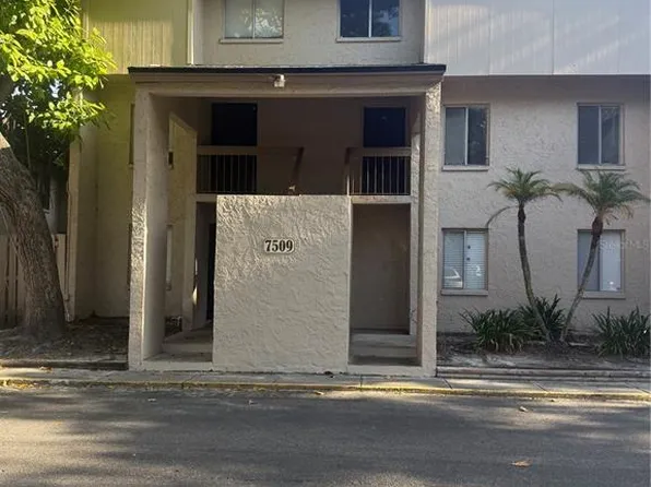 7509 PITCH PINE CIRCLE #121, TAMPA, FL 33617