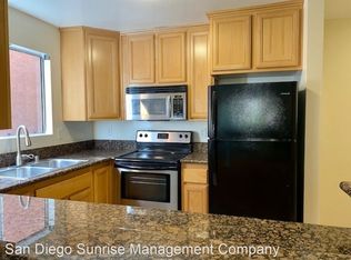 1050 Rock Springs Rd UNIT 103, Escondido, CA 92026