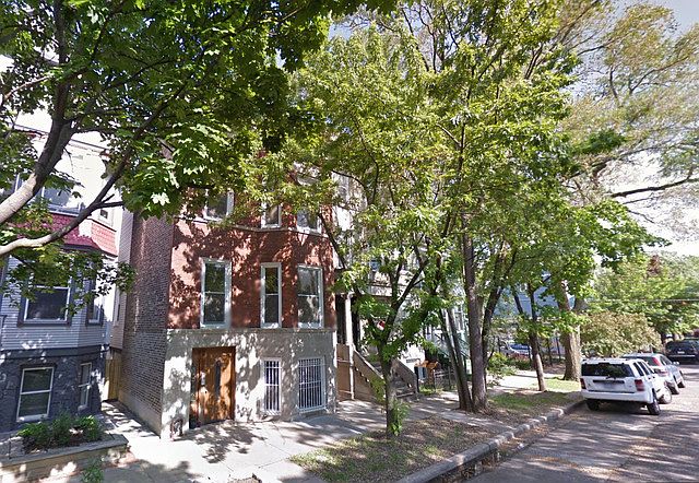 1st image of 3023 N Kenmore Ave #2