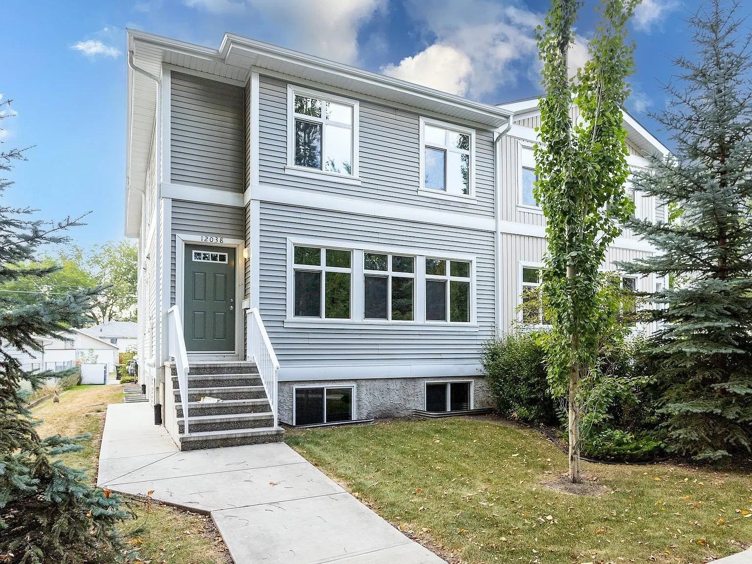 1 bed, 1.0 bath, 448 sqft, $995 — Photo 1