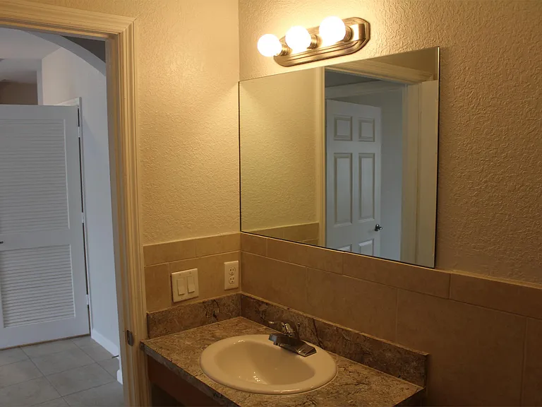 25050 SW 134th Ave #110 — Photo 8