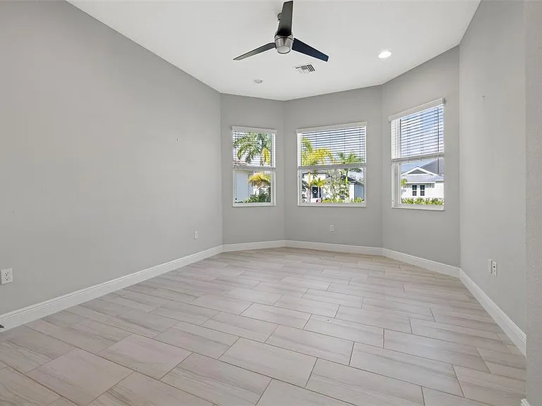 7135 Tamworth Pkwy — Photo 18