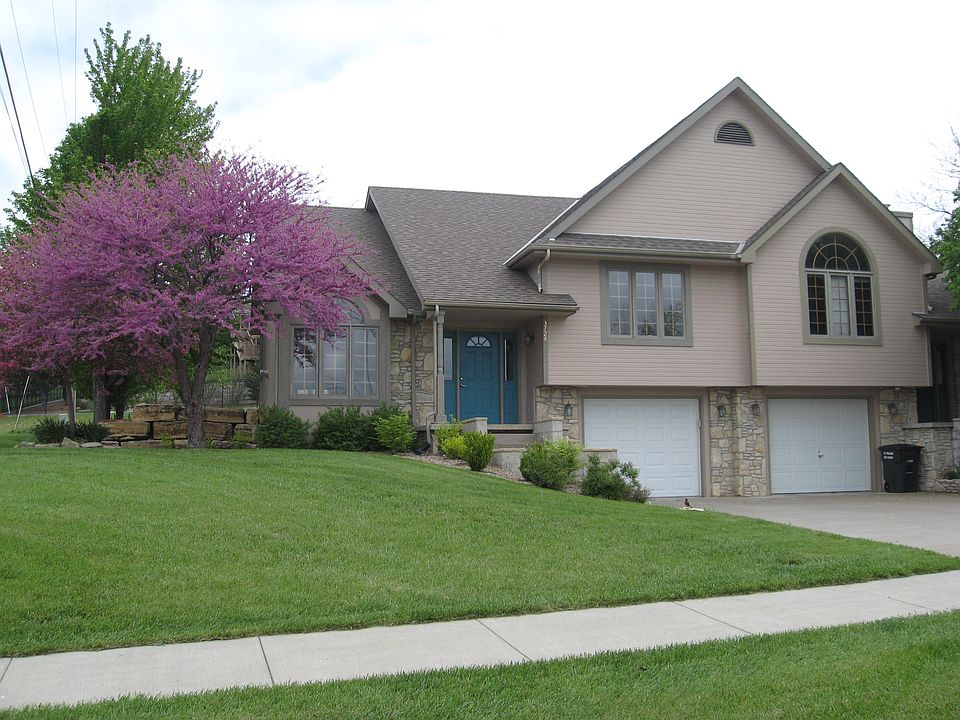 1st image of 3724 Everett Dr