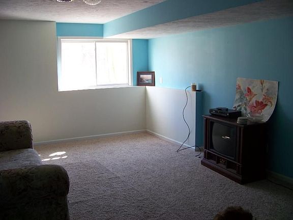 4th image of 6308 127th Ave