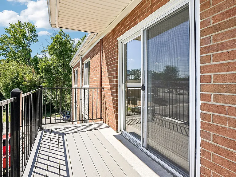 Westover Pointe — Photo 18
