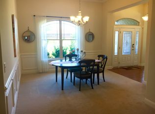 2003 Bunnfield Dr, Zebulon, NC 27597