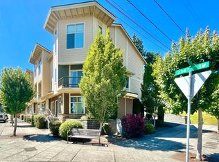 5501 234th St SW UNIT 3, Mountlake Terrace, WA 98043