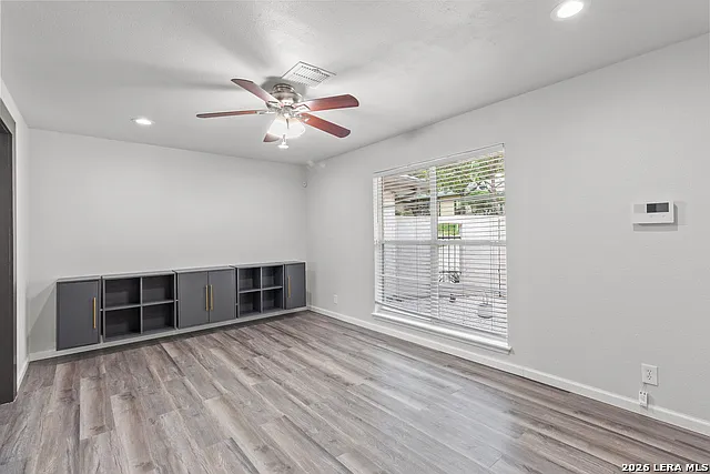 6027 Forest Shadow St — Photo 8