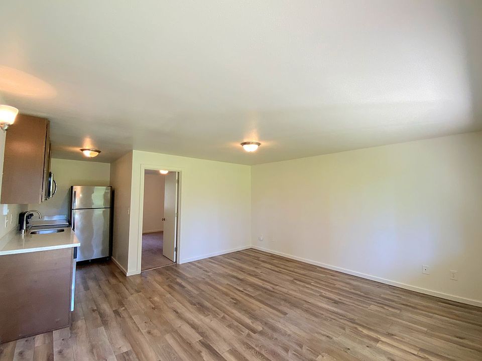 1st image of 3015 N Highland St APT 105
