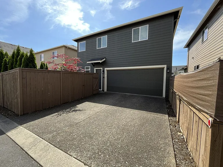 7114 NW 167th Ave — Photo 47