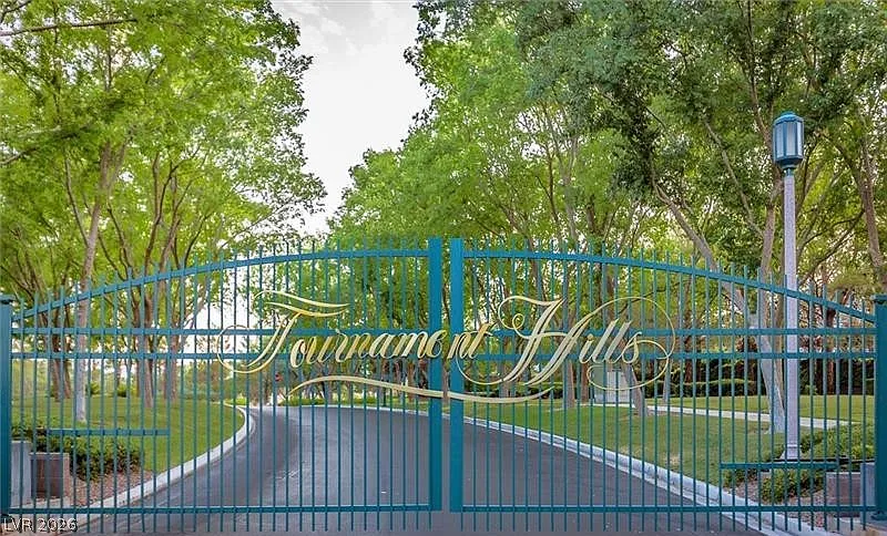 6 bed, 8.0 bath, 7392 sqft, $12,500 — Photo 4