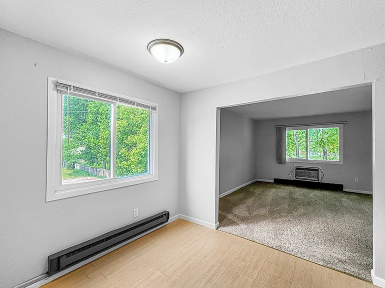 515 Oxford St #1 — Photo 8