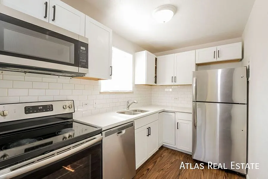4991 N Lowell Blvd #202
