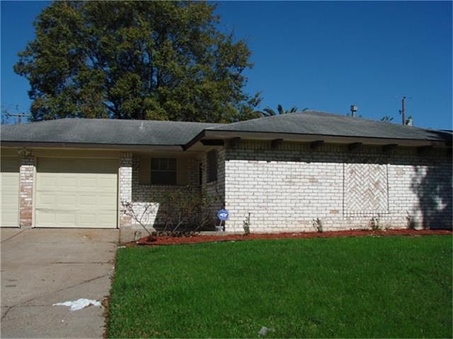 1st image of 1802 Twinbrooke Dr
