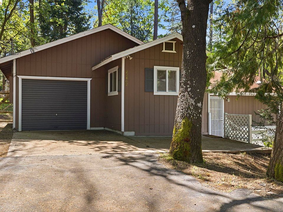 1st image of 22462 E Rhine River Dr