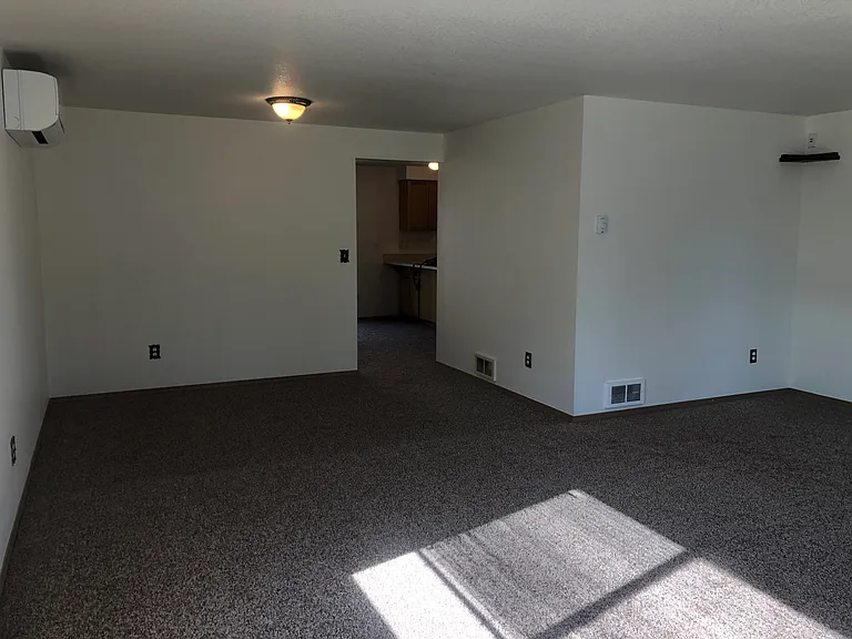 20683 Liberty Ln — Photo 15