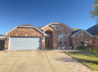3504 Ponderosa Dr, Grand Prairie, TX 75052