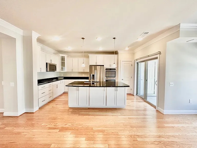 140 Copley Cir #22-B — Photo 9