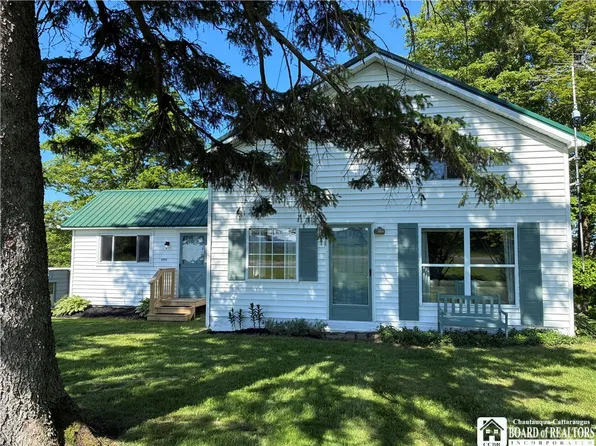 8905 Tug Hill Rd, Machias, NY 14101