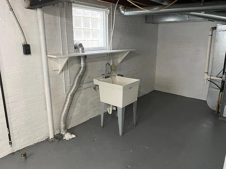 Washer / Dryer Hookup