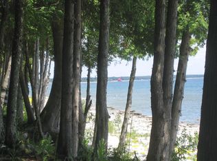 S Lake Michigan Dr, Sturgeon Bay, WI 54235