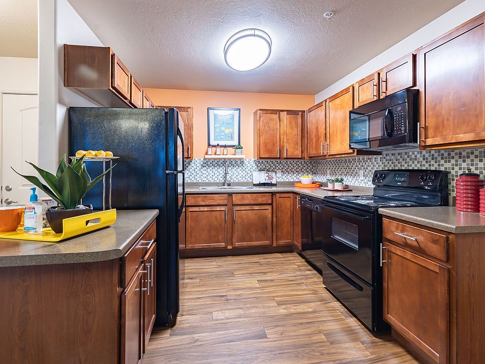 Meadowbrook Station Apartments 3994 S Howick St Salt Lake City UT