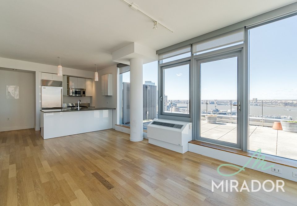 1st image of 554 W 54th St #25R