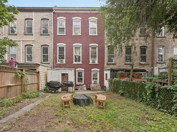 247 Pacific Avenue image 13 of 29