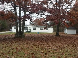 310 Windstone Dr, Tracy City, TN 37387