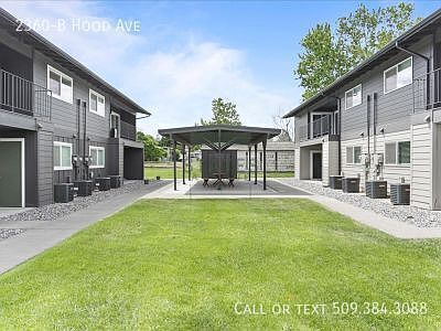 2nd image of 2360B Hood Ave