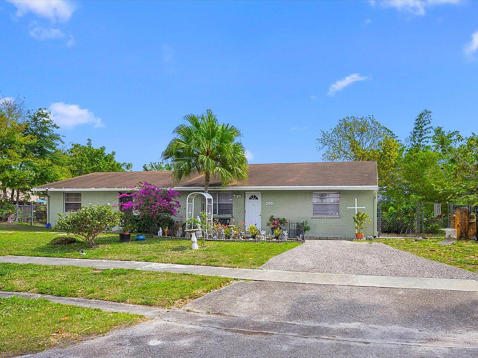 1st image of 4624 Toga Way