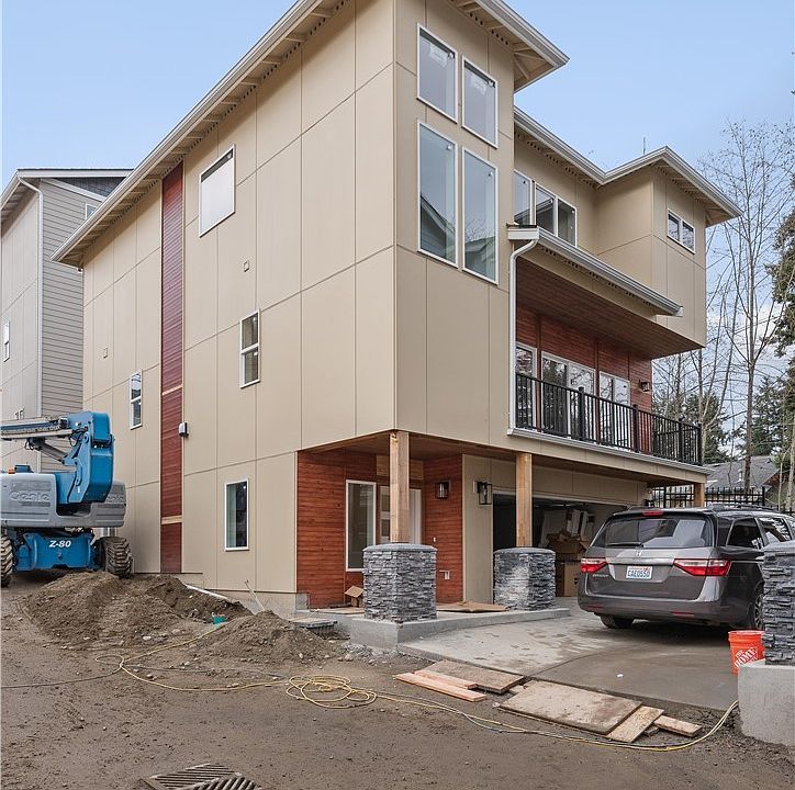 1st image of 2621 151st Street SW