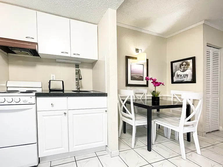 320 Nebraska St #1701 — Photo 5