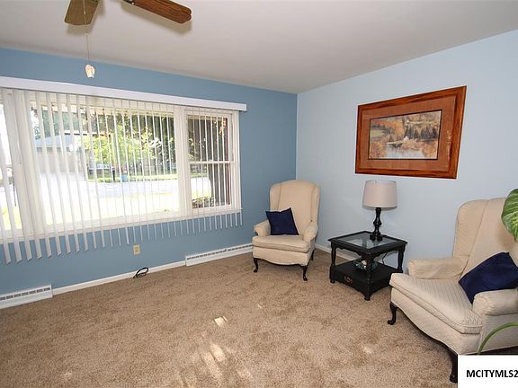 2nd image of 1912 S Jefferson Ave