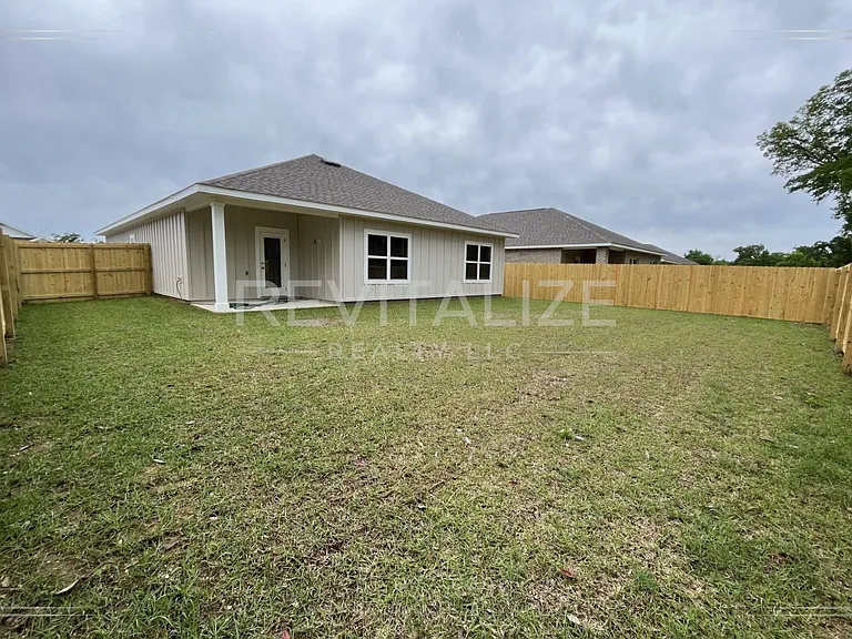 14836 Dayton Cir — Photo 13