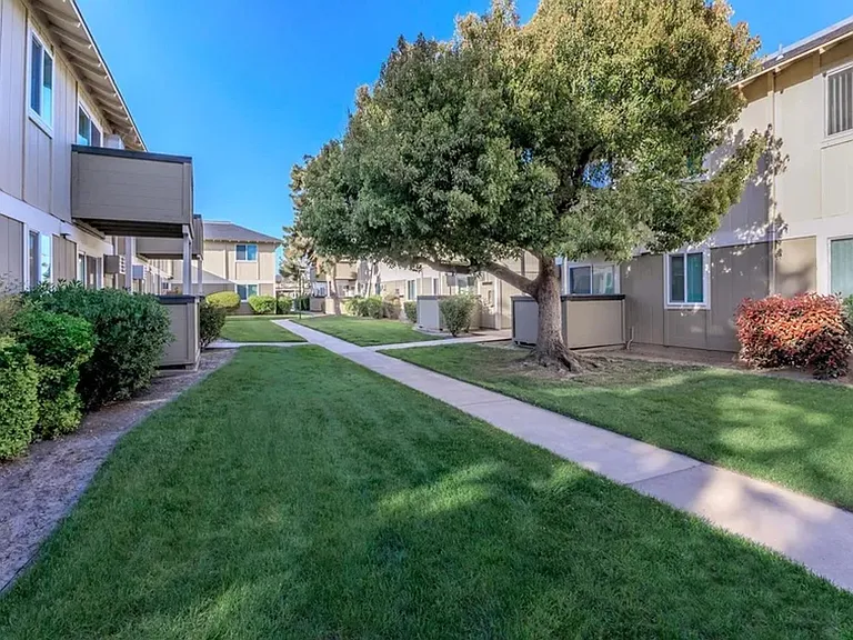 Parkwood — Photo 10