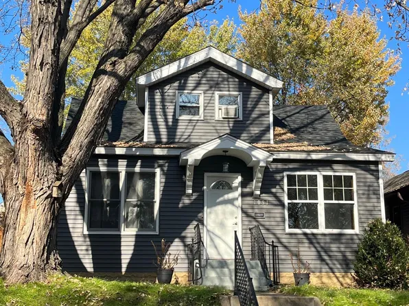 1091 Wakefield Ave, Saint Paul, MN 55106