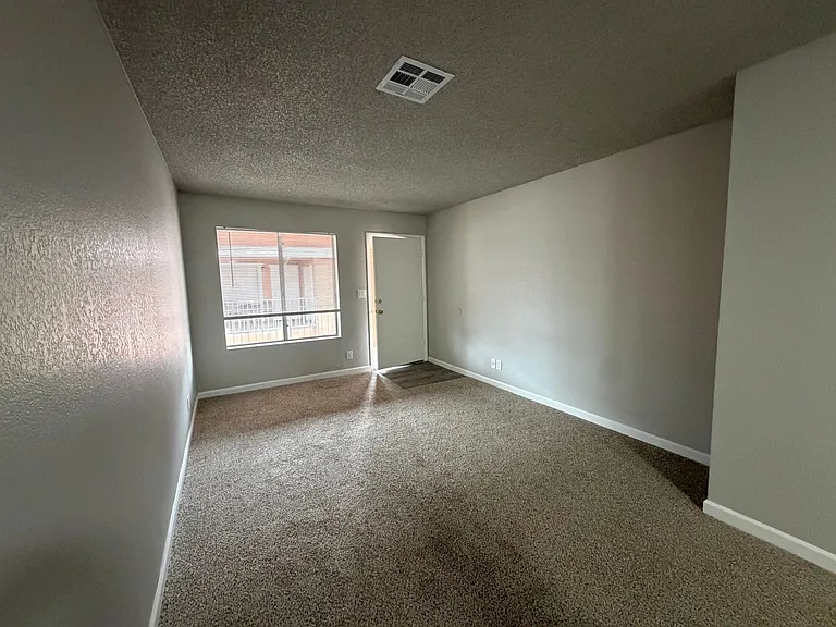 1575 Monte Vista Dr #2 — Photo 4