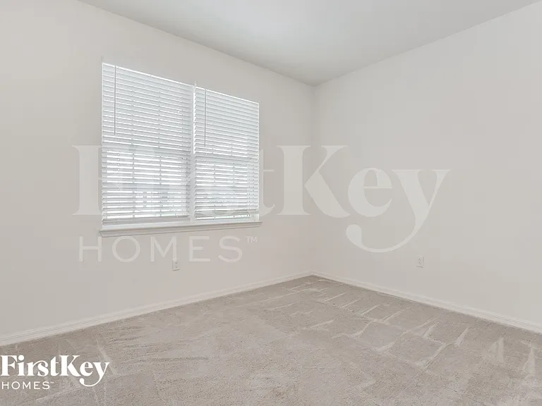 1264 Spokane Point — Photo 9