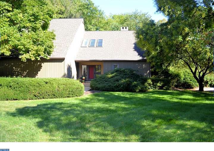 1st image of 105 Ashley Ct