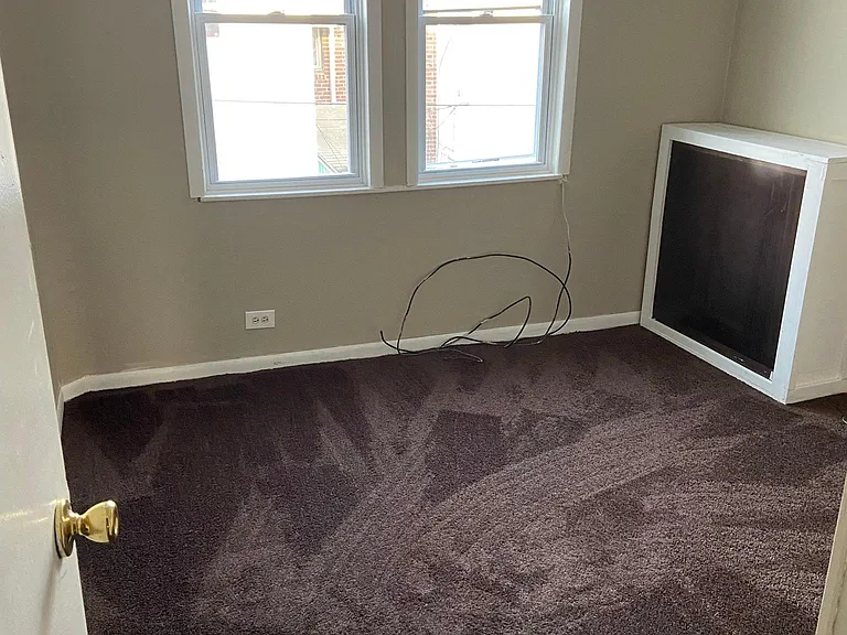3135 Stirling St — Photo 10