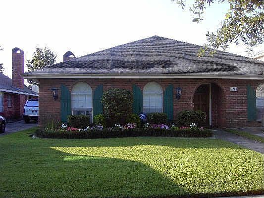 5th image of 4700 Church St