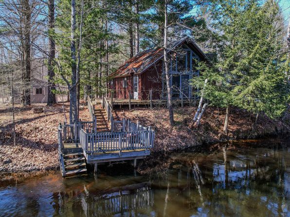 4911 S Paradise Rd, Falmouth, MI 49632