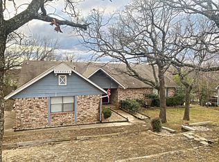 706 Oak Ridge Dr, Sand Springs, OK 74063