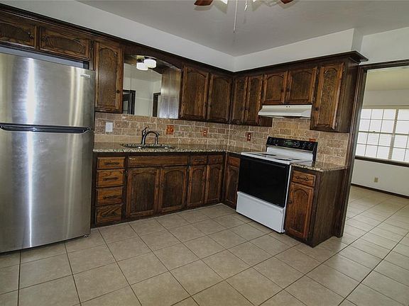 3rd image of 335 E Hillcrest Ln