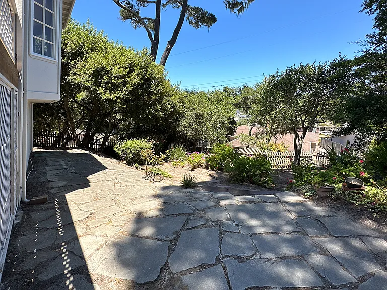 642 Toyon Dr — Photo 44