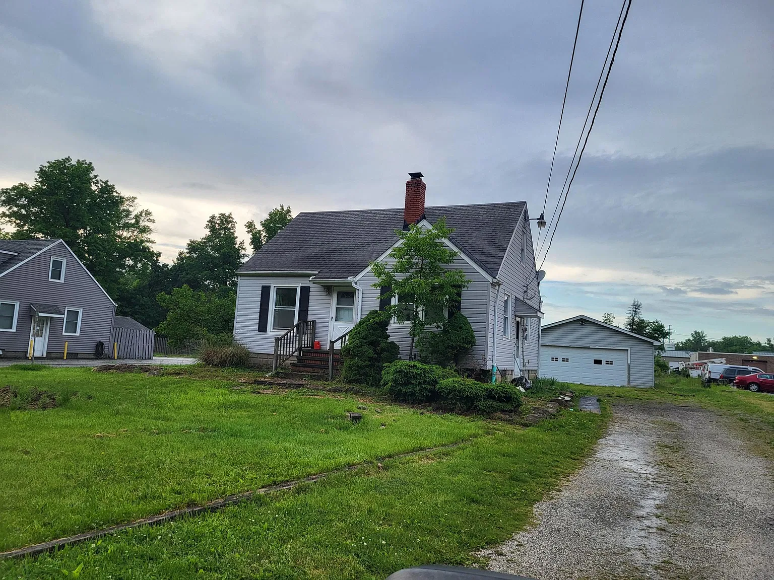 3 bed, 1000 sqft, $1,500 — Photo 1