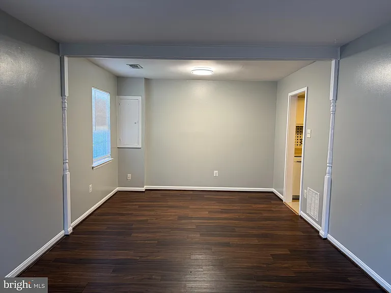 8766 Walutes Cir #D — Photo 5